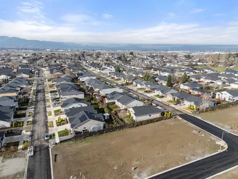 1758 Pearl Eye Lane Medford OR 97504