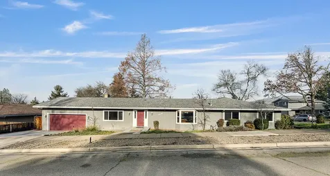 2381 Brentwood Street Medford OR 97504