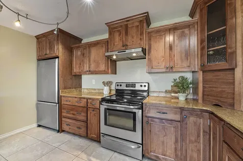 2381 Brentwood Street Medford OR 97504