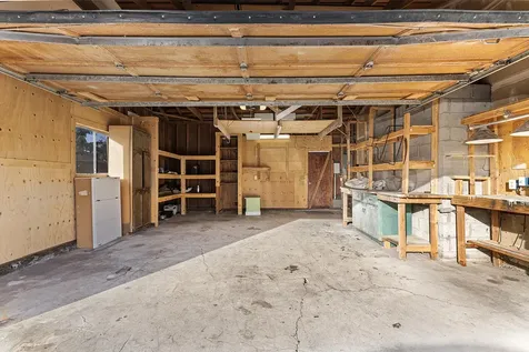 2381 Brentwood Street Medford OR 97504
