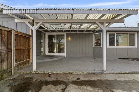 2381 Brentwood Street Medford OR 97504