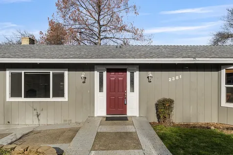 2381 Brentwood Street Medford OR 97504