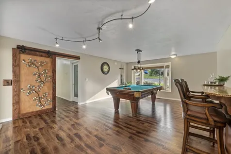 2381 Brentwood Street Medford OR 97504