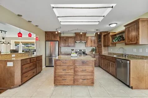 2381 Brentwood Street Medford OR 97504