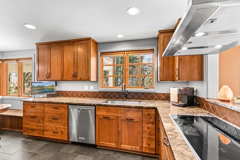 218 Saginaw Drive Medford OR 97504