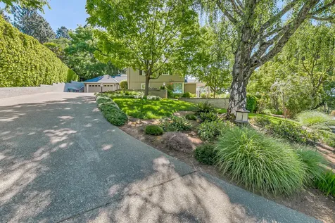 218 Saginaw Drive Medford OR 97504