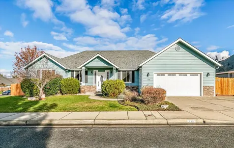 142 Whispering Drive Grants Pass OR 97527