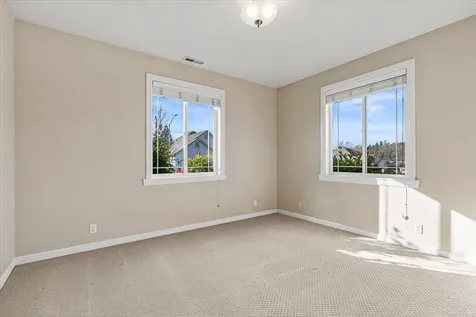 142 Whispering Drive Grants Pass OR 97527