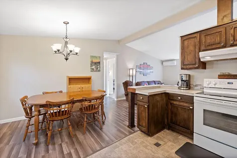 61445 SE 27th Bend OR 97702
