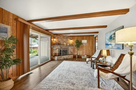 704 NW Sandy Drive Grants Pass OR 97526