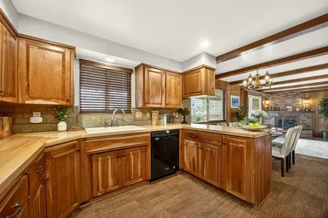 704 NW Sandy Drive Grants Pass OR 97526