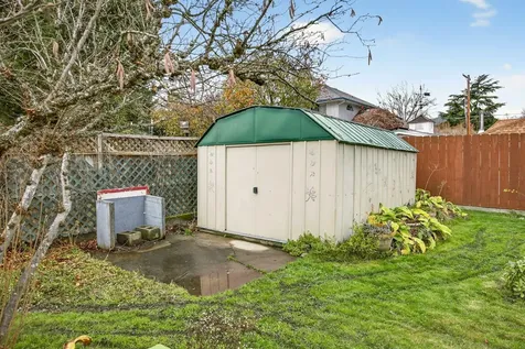 704 NW Sandy Drive Grants Pass OR 97526