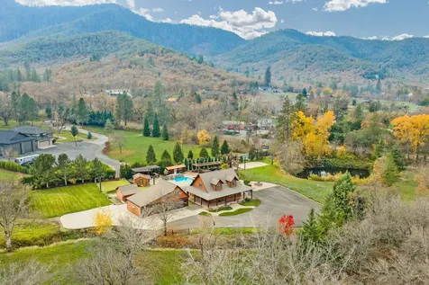 5650 Kane Creek Road Central Point OR 97502