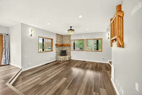 5650 Kane Creek Road Central Point OR 97502