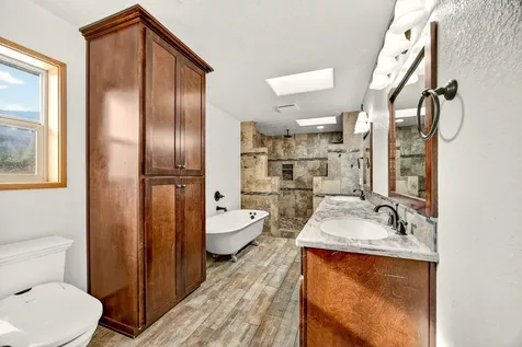 5650 Kane Creek Road Central Point OR 97502