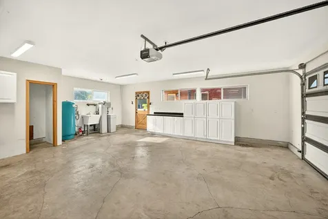 5650 Kane Creek Road Central Point OR 97502