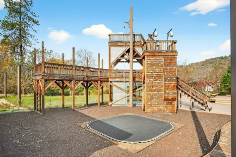 5650 Kane Creek Road Central Point OR 97502