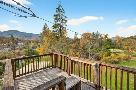 5650 Kane Creek Road Central Point OR 97502