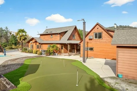 5650 Kane Creek Road Central Point OR 97502