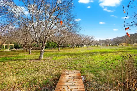 5650 Kane Creek Road Central Point OR 97502