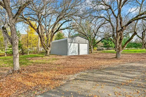 5650 Kane Creek Road Central Point OR 97502