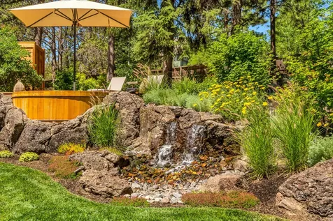 2256 NW Eastes Street Bend OR 97703