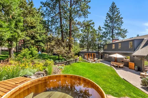 2256 NW Eastes Street Bend OR 97703