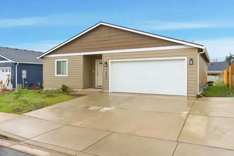 7905 Jacqueline Way White City OR 97503