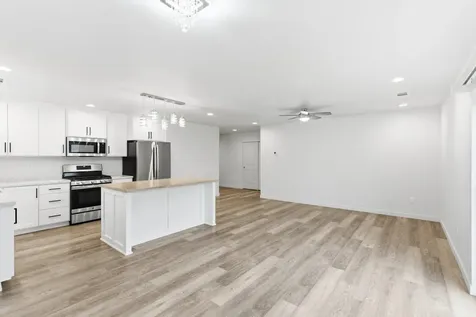 7905 Jacqueline Way White City OR 97503