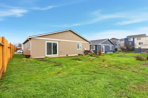 7905 Jacqueline Way White City OR 97503