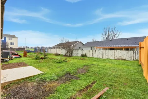 7905 Jacqueline Way White City OR 97503