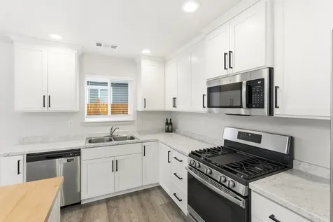 7905 Jacqueline Way White City OR 97503