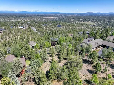 3333 NW Panorama Drive Bend OR 97703