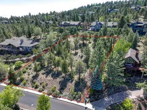 3333 NW Panorama Drive Bend OR 97703