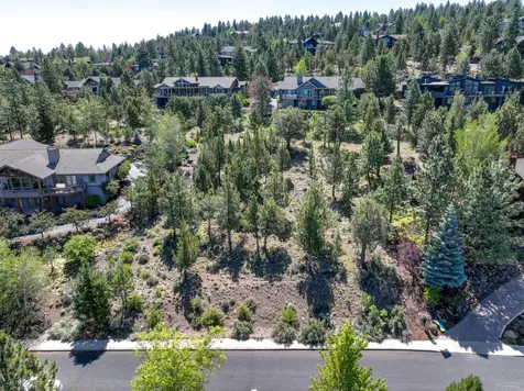 3333 NW Panorama Drive Bend OR 97703
