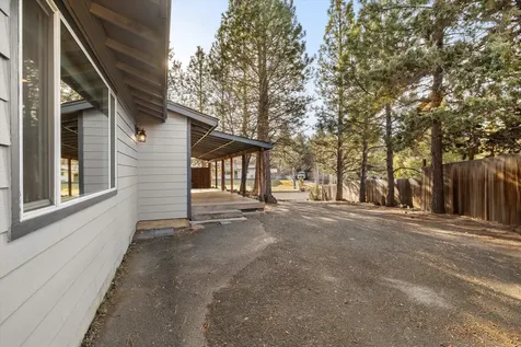 20828 Desert Woods Drive Bend OR 97702