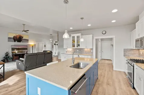 4530 SW Yew Avenue Redmond OR 97756