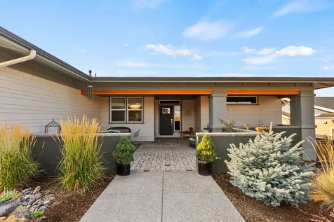 4530 SW Yew Avenue Redmond OR 97756