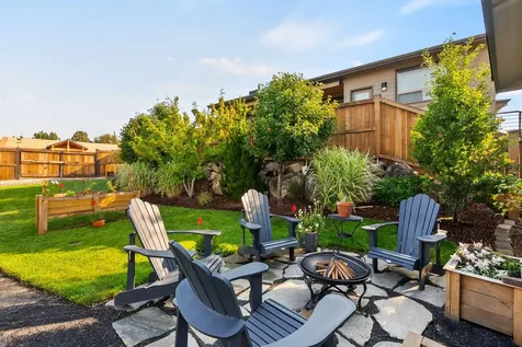 4530 SW Yew Avenue Redmond OR 97756