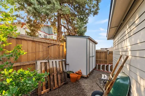4530 SW Yew Avenue Redmond OR 97756