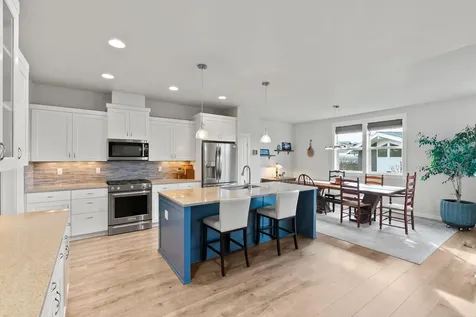 4530 SW Yew Avenue Redmond OR 97756