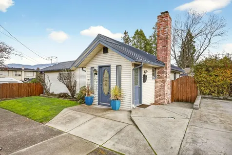 270 Morton Street Ashland OR 97520