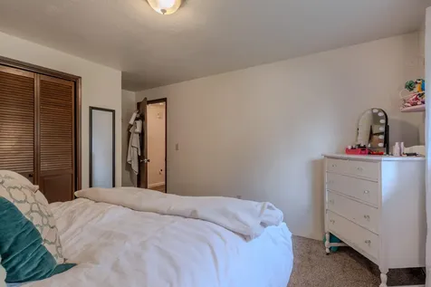 1312 Ramada Avenue Medford OR 97504
