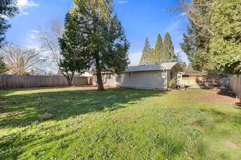 2021 Taylor Road Central Point OR 97502