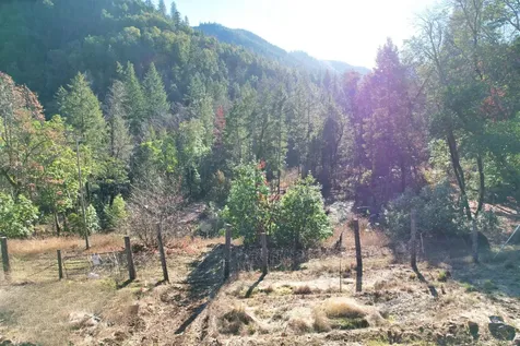 2905 Birdseye Creek Road Gold Hill OR 97525