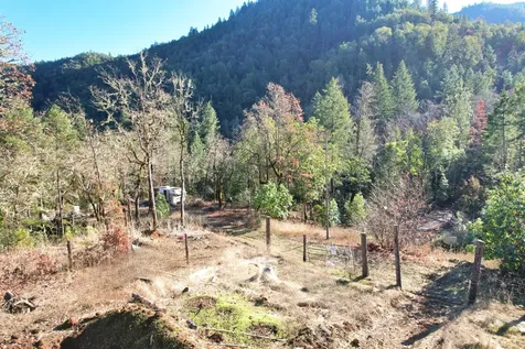 2905 Birdseye Creek Road Gold Hill OR 97525