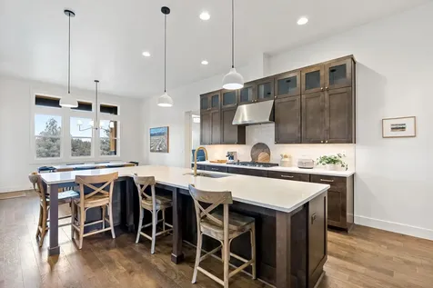 60515 Ward Road Bend OR 97702