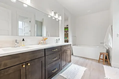 60515 Ward Road Bend OR 97702