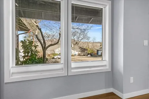 780 Oakway Circle Ashland OR 97520