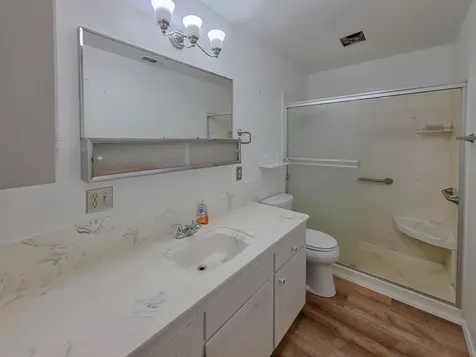 512 Pine Street Rogue River OR 97537